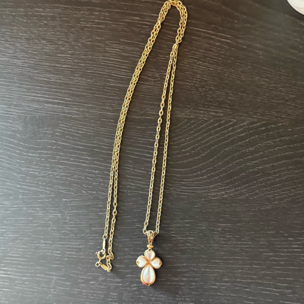 Goldtone Avon reversible cross necklace long chain vintage antique